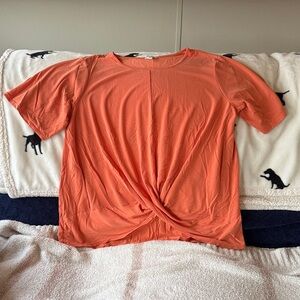 Cato Coral Short Sleeve Twist Top